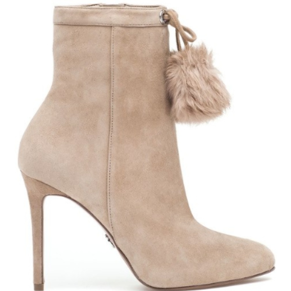Micheal Kors Remi bootie